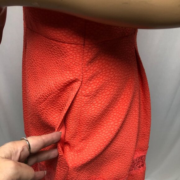 Express Dress Womens Size 12 Sleeveless Coral Textured Lace Hem Stretch A-Line - Picture 5 of 9